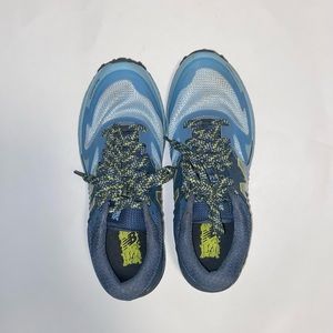 New Balance Summit QOM Athletic Women’s Shoes Size 8.5